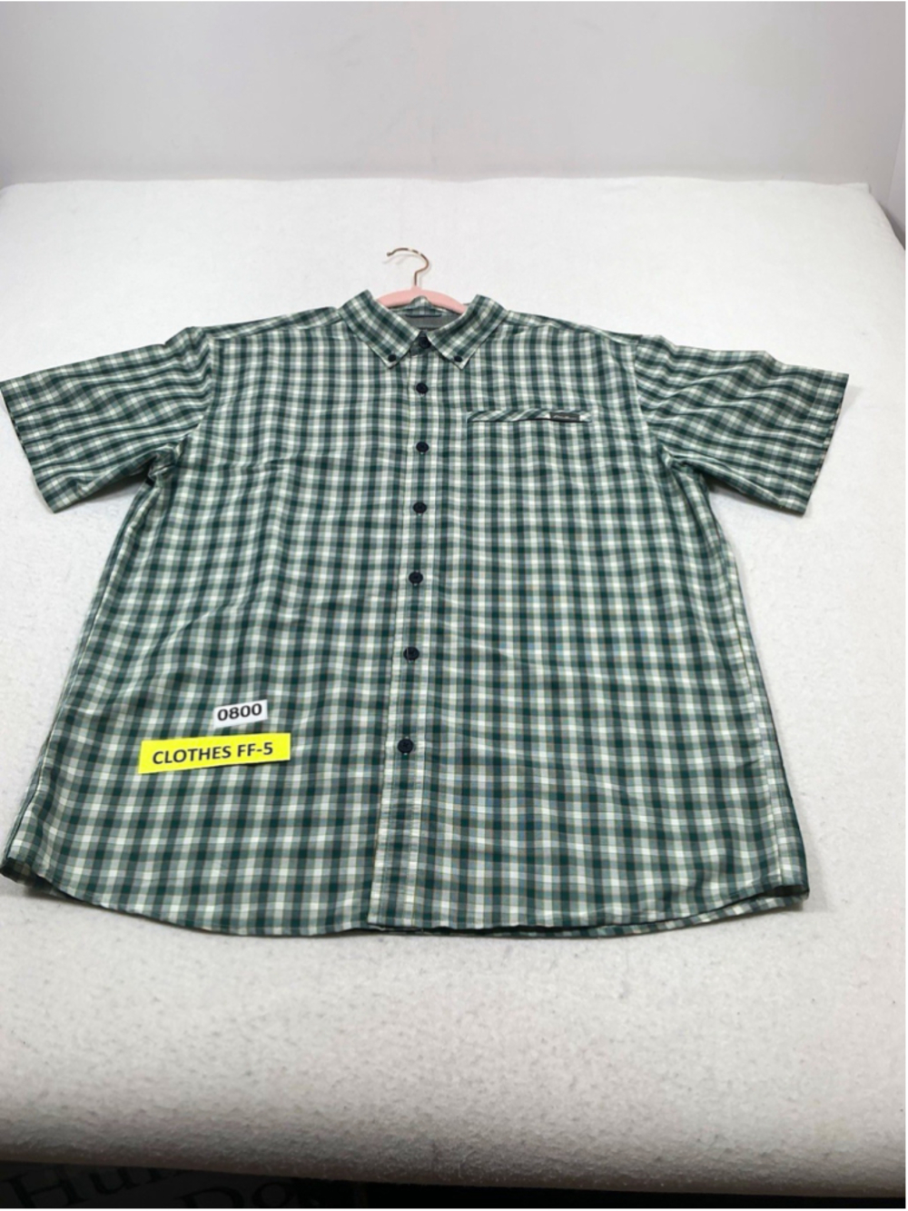 Eddie Bauer Mens Button Down Shirt Large Green White Plaid Short Sleeve Pockets